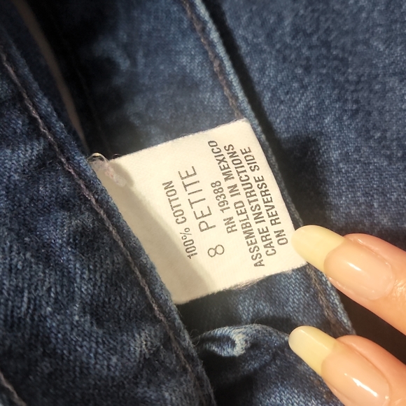 Vintage Brittania High-Rise Relaxed Pleated Tapered Leg "Mom" Jeans - Picture 7 of 10